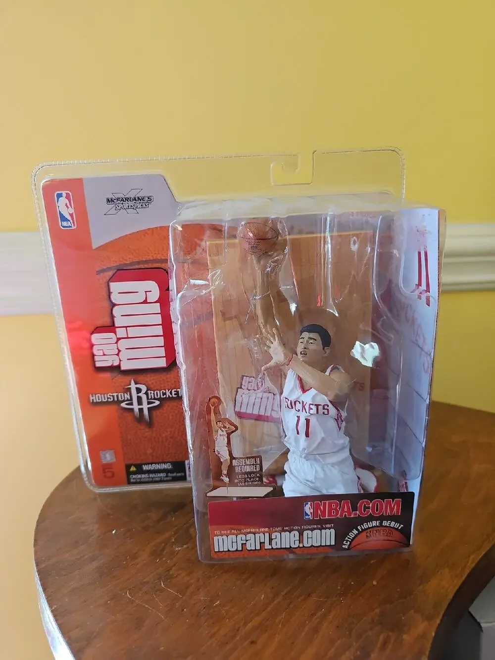 McFarlane Toys NBA Basketball Series 5 Yao Ming Rockets Action Figure MIB New